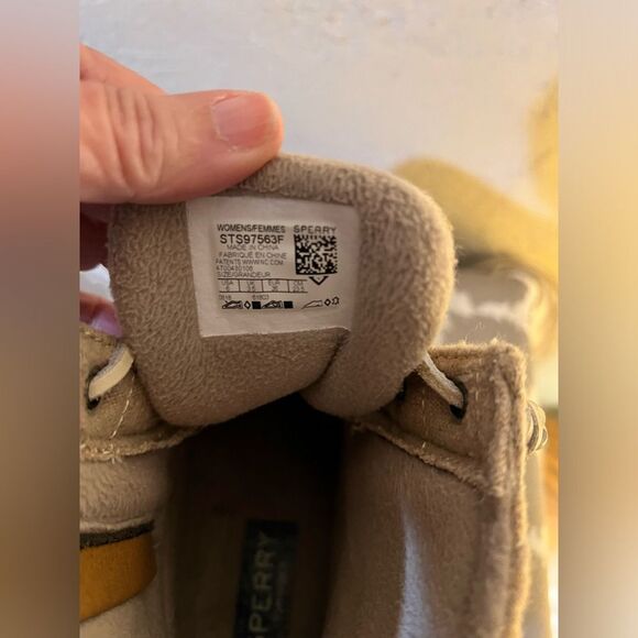 SPERRY boots-EUC- Sherpa lining, cream colored, gently loved w/ lots of life sz6 - Picture 8 of 11